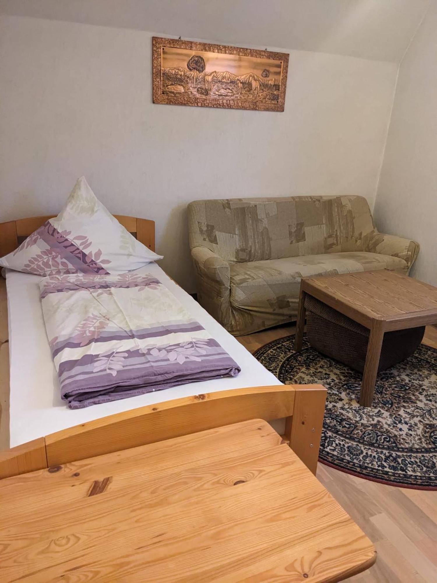 Anton Schuler Apartment Niedenstein ภายนอก รูปภาพ