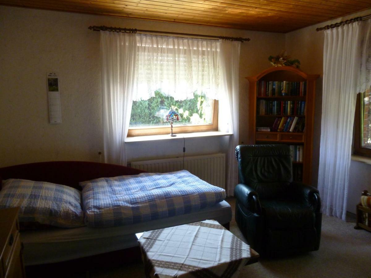 Anton Schuler Apartment Niedenstein ภายนอก รูปภาพ