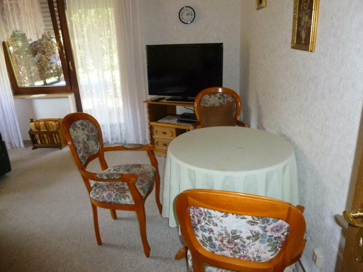 Anton Schuler Apartment Niedenstein ภายนอก รูปภาพ